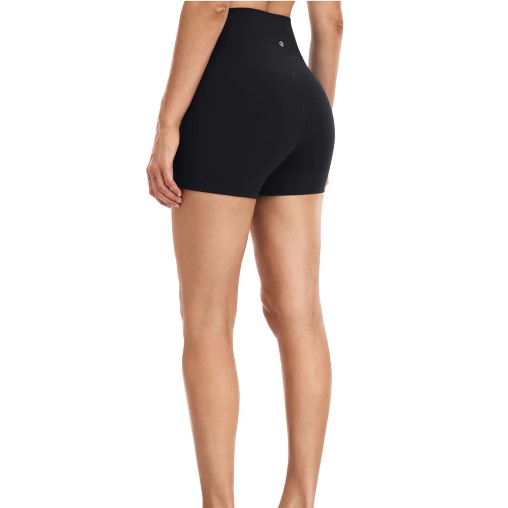 HeyNuts Essential Yoga Shorts 4'' Biker Shorts
